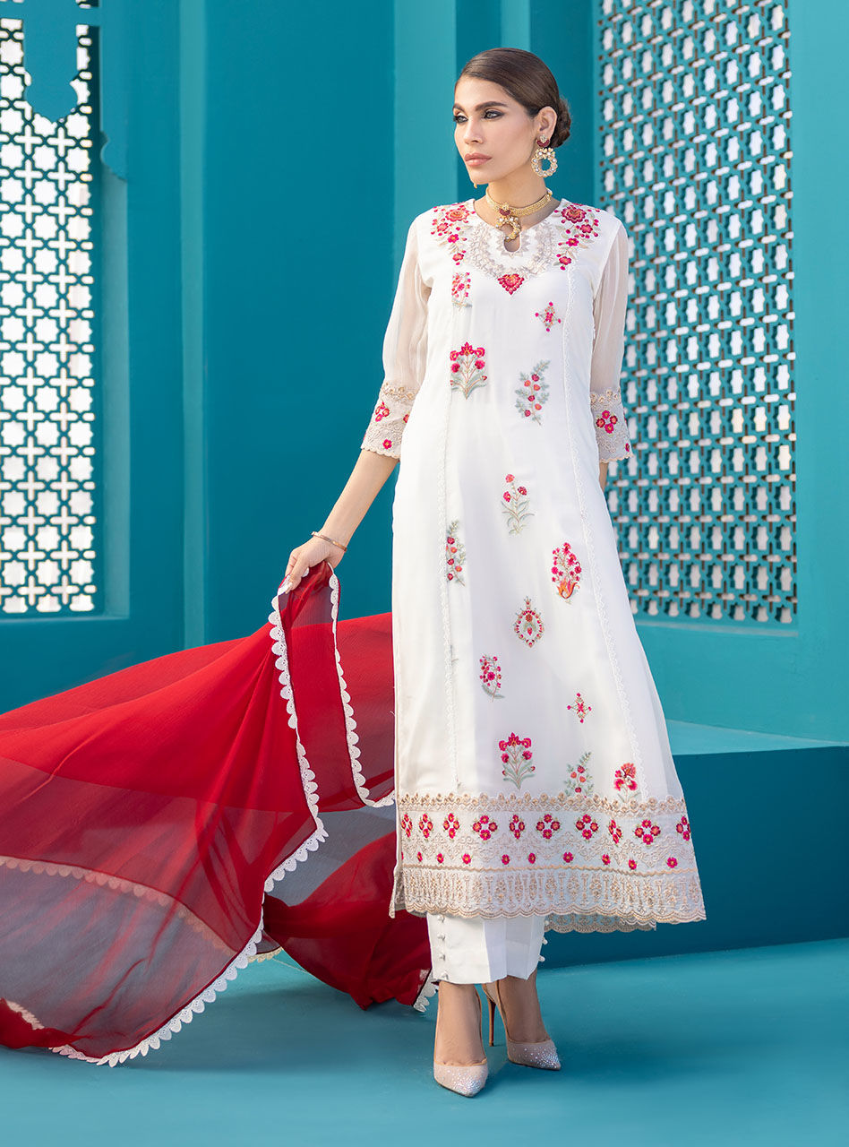Zainab Chottani | Luxury Pret | WHITE GLORY by Zainab Chottani - Designer Dress - Type: Ladies Clothes - Available at Libayah - 100% Original