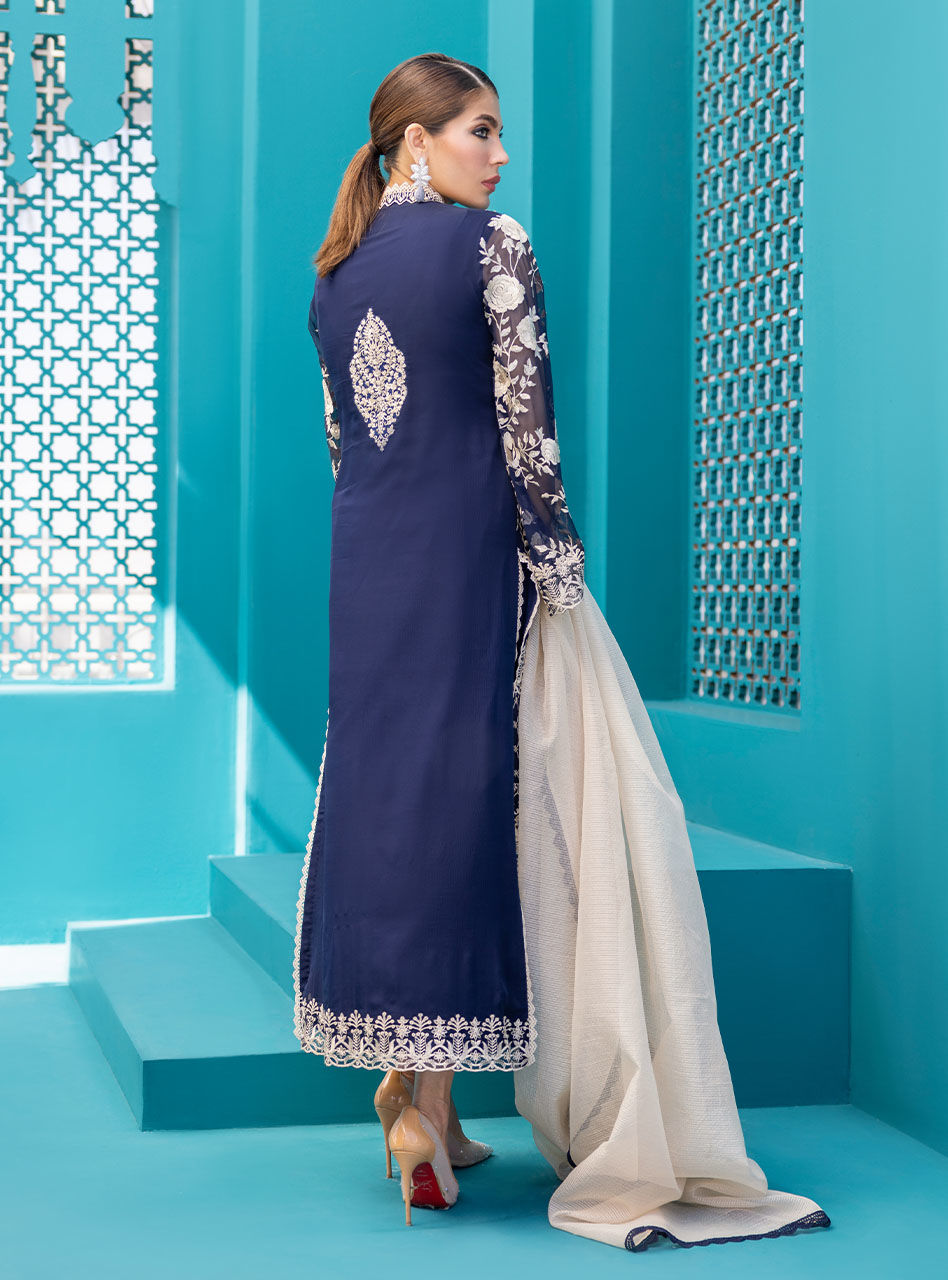 Zainab Chottani | Luxury Pret | DARK NOVA by Zainab Chottani - Designer Dress - Type: Ladies Clothes - Available at Libayah - 100% Original