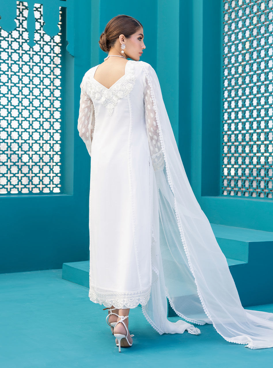 Zainab Chottani | Luxury Pret | PEARLESCENT QUARTZ by Zainab Chottani - Designer Dress - Type: Ladies Clothes - Available at Libayah - 100% Original