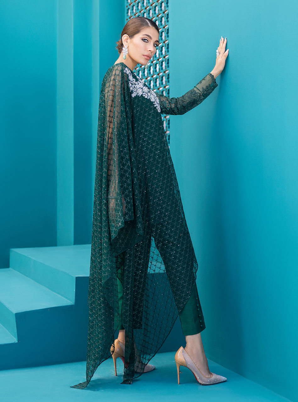 Zainab Chottani | Luxury Pret | EMERALD FRESCO by Zainab Chottani - Designer Dress - Type: Ladies Clothes - Available at Libayah - 100% Original