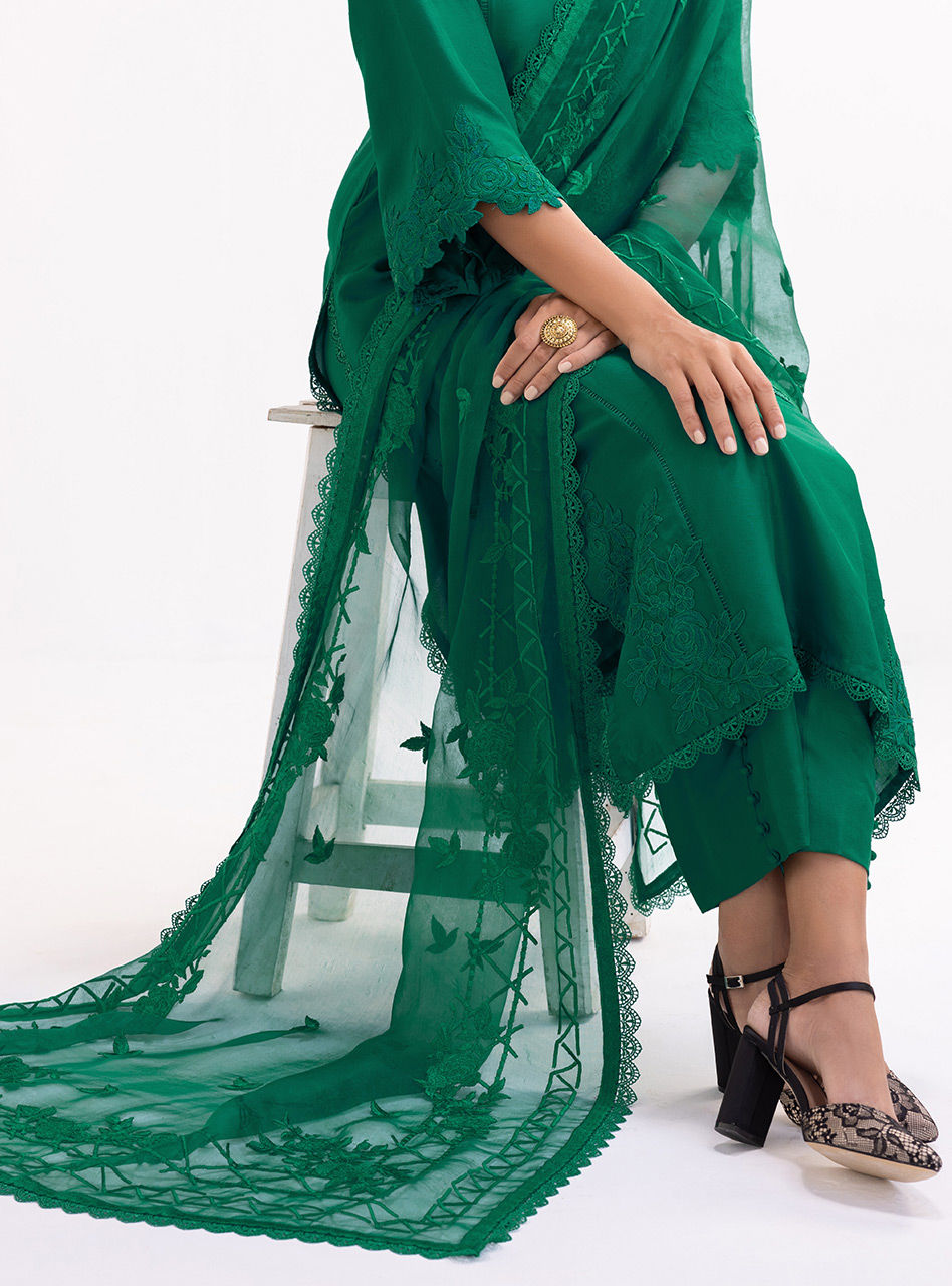 Zainab Chottani | Luxury Pret | SANEM by Zainab Chottani - Designer Dress - Type: Ladies Clothes - Available at Libayah - 100% Original
