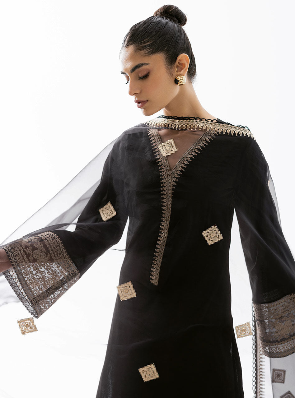 Zainab Chottani | Casual Pret | DARK DOVE by Zainab Chottani - Designer Dress - Type: Casual - Available at Libayah - 100% Original