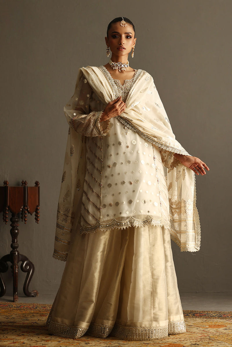 Deepak Perwani | Aila Festive 2024 | Ktd4114 by Deepak Perwani - Designer Dress - Type: Formal - Available at Libayah - 100% Original