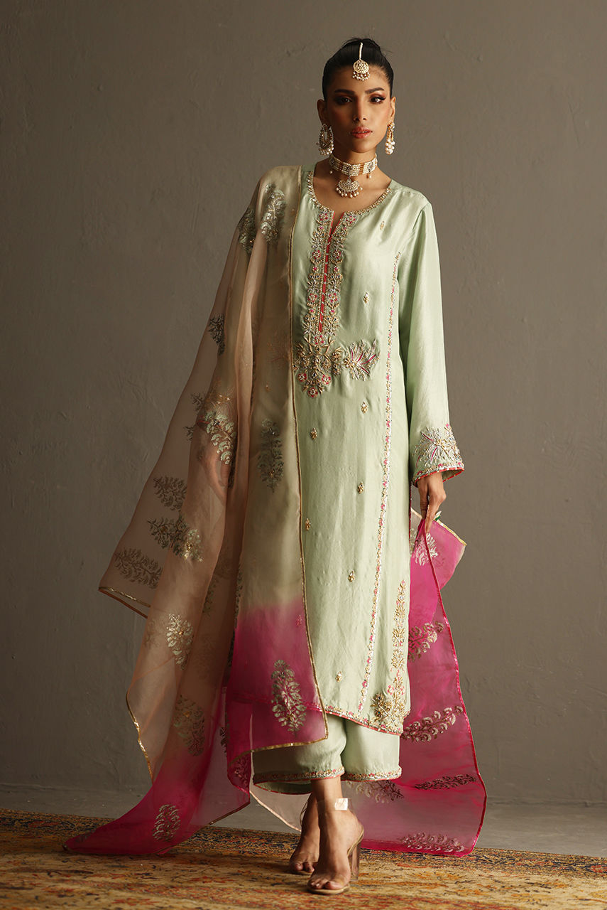 Deepak Perwani | Aila Festive 2024 | Ktd4112 by Deepak Perwani - Designer Dress - Type: Formal - Available at Libayah - 100% Original