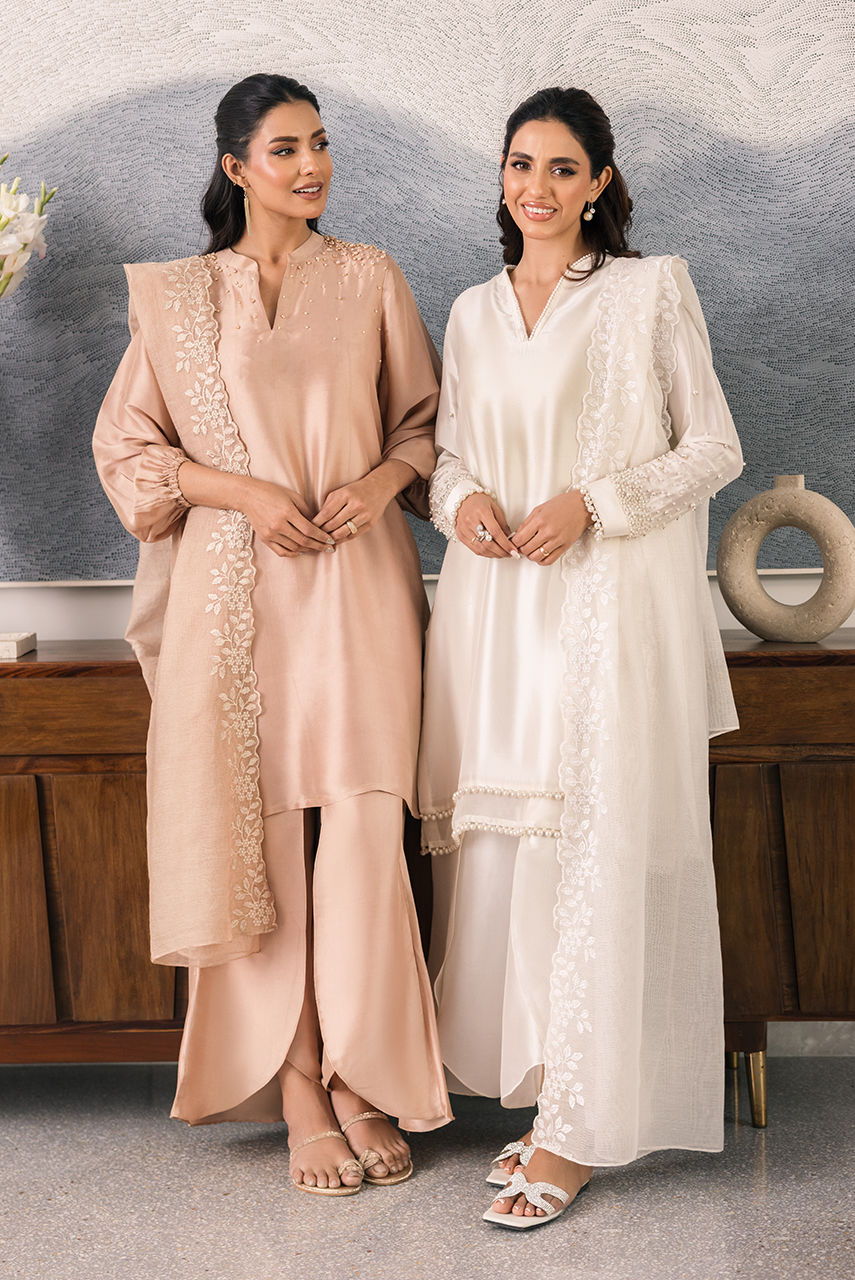 Deepak Perwani | Eid Edit 25 | Kut328 by Deepak Perwani - Designer Dress - Type: Ladies Clothes - Available at Libayah - 100% Original