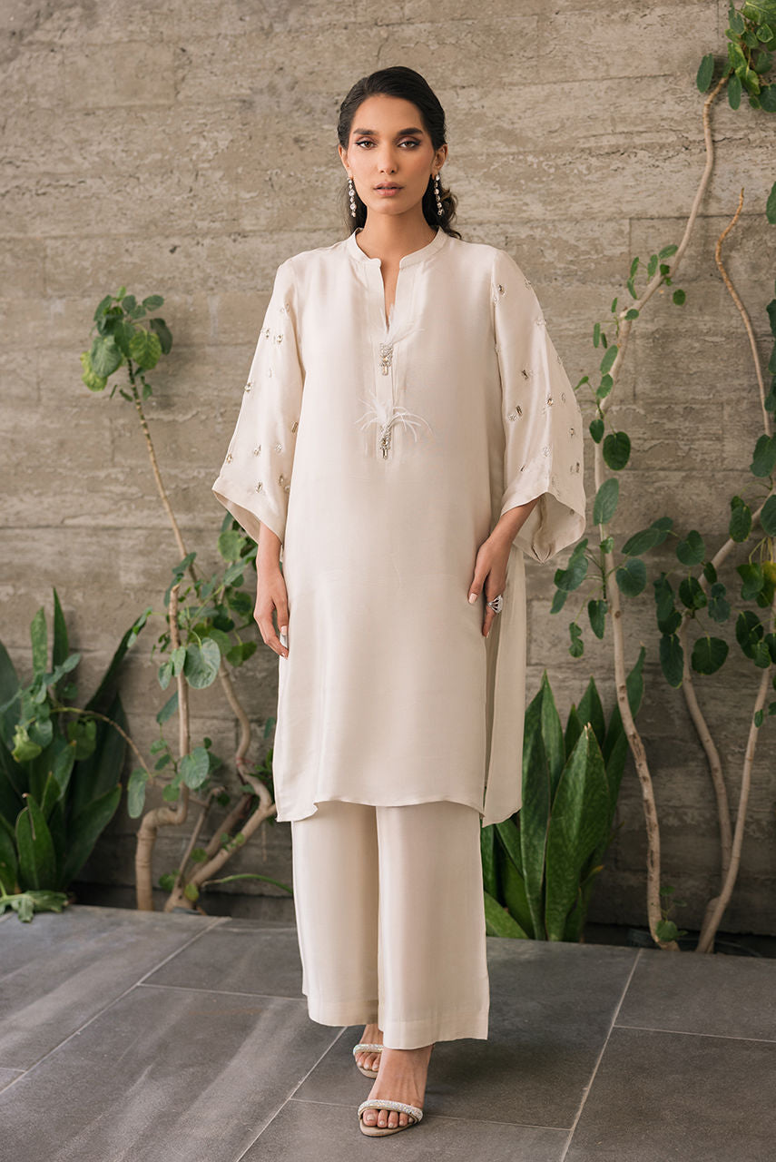 Deepak Perwani | Eid Edit 25 | Kut321 by Deepak Perwani - Designer Dress - Type: Ladies Clothes - Available at Libayah - 100% Original
