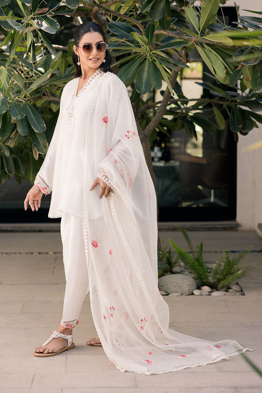 Deepak Perwani | Eid Edit 25 | Kut317 by Deepak Perwani - Designer Dress - Type: Ladies Clothes - Available at Libayah - 100% Original