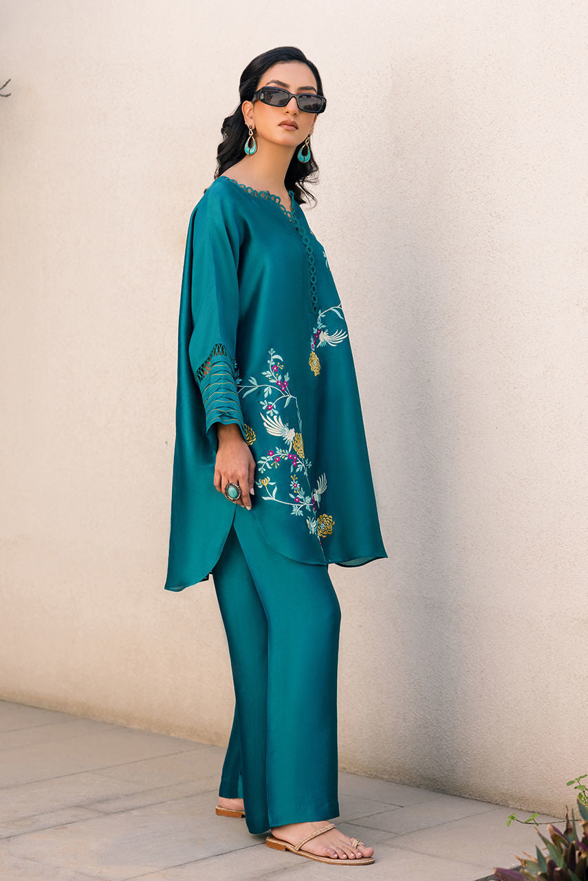 Deepak Perwani | Eid Edit 25 | Kut320 by Deepak Perwani - Designer Dress - Type: Ladies Clothes - Available at Libayah - 100% Original