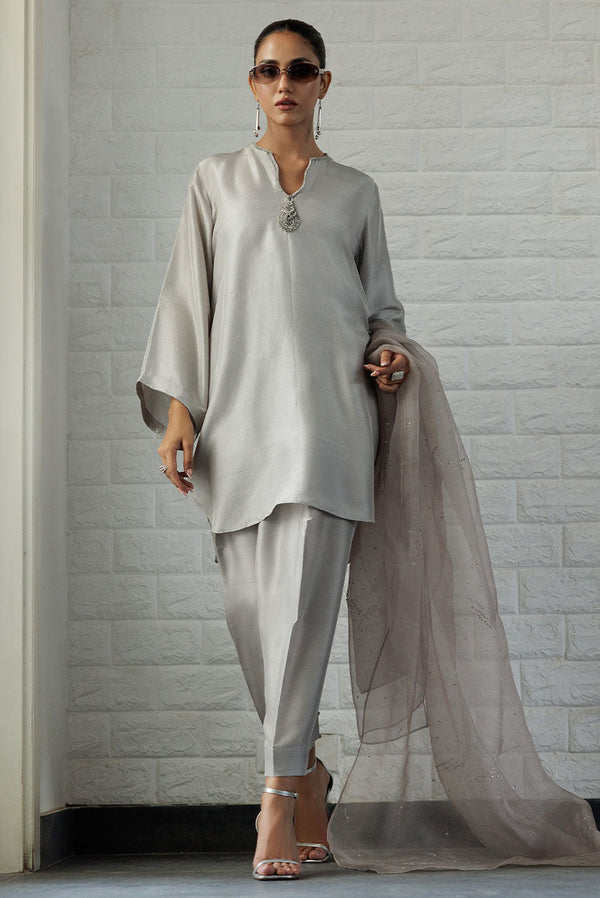 Deepak Perwani | Summer Festive 25 | Dove by Deepak Perwani - Designer Dress - Type: Ladies Clothes - Available at Libayah - 100% Original