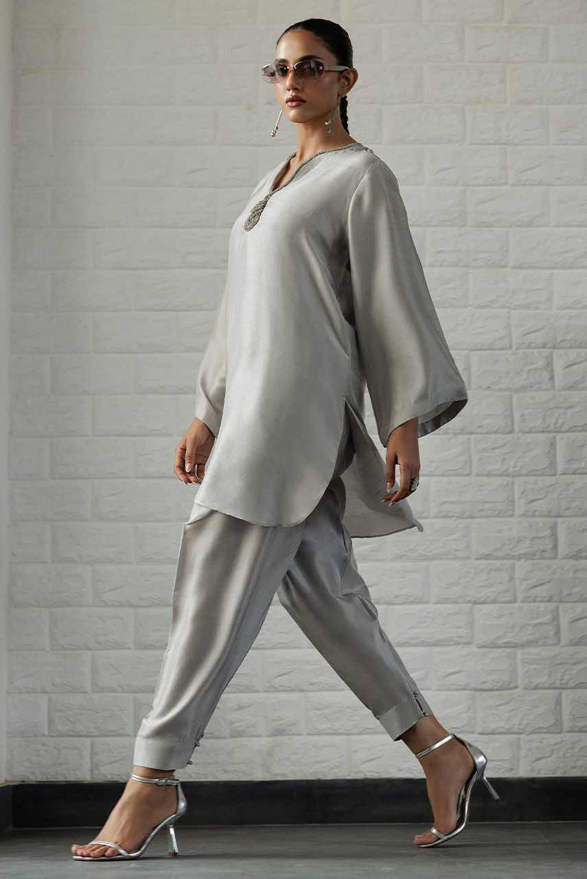 Deepak Perwani | Summer Festive 25 | Dove by Deepak Perwani - Designer Dress - Type: Ladies Clothes - Available at Libayah - 100% Original