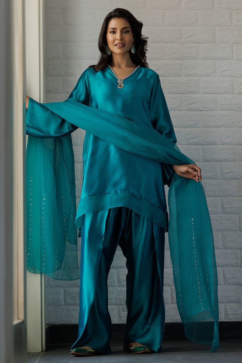 Deepak Perwani | Summer Festive 25 | Kut354 by Deepak Perwani - Designer Dress - Type: Ladies Clothes - Available at Libayah - 100% Original