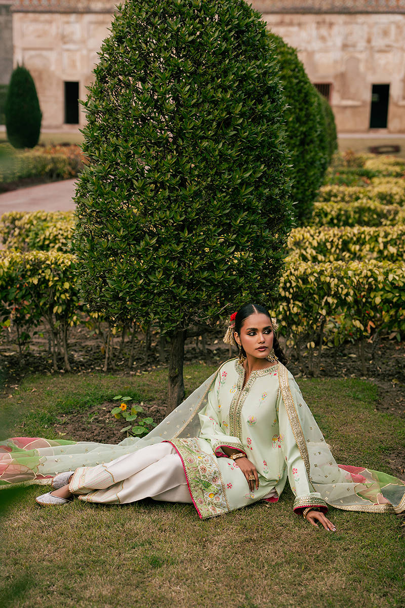 MNR | Guftagu Eid e Bahar | Qissa by MNR - Designer Dress  - Type : Ladies Clothes - Available at Libayah - 100% Original 