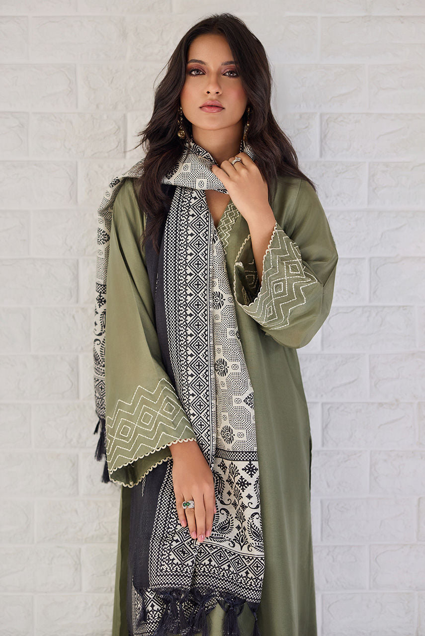 Deepak Perwani | Nazia Eid Edit 26 | Oliva by Deepak Perwani - Designer Dress  - Type : Ladies Clothes - Available at Libayah - 100% Original 
