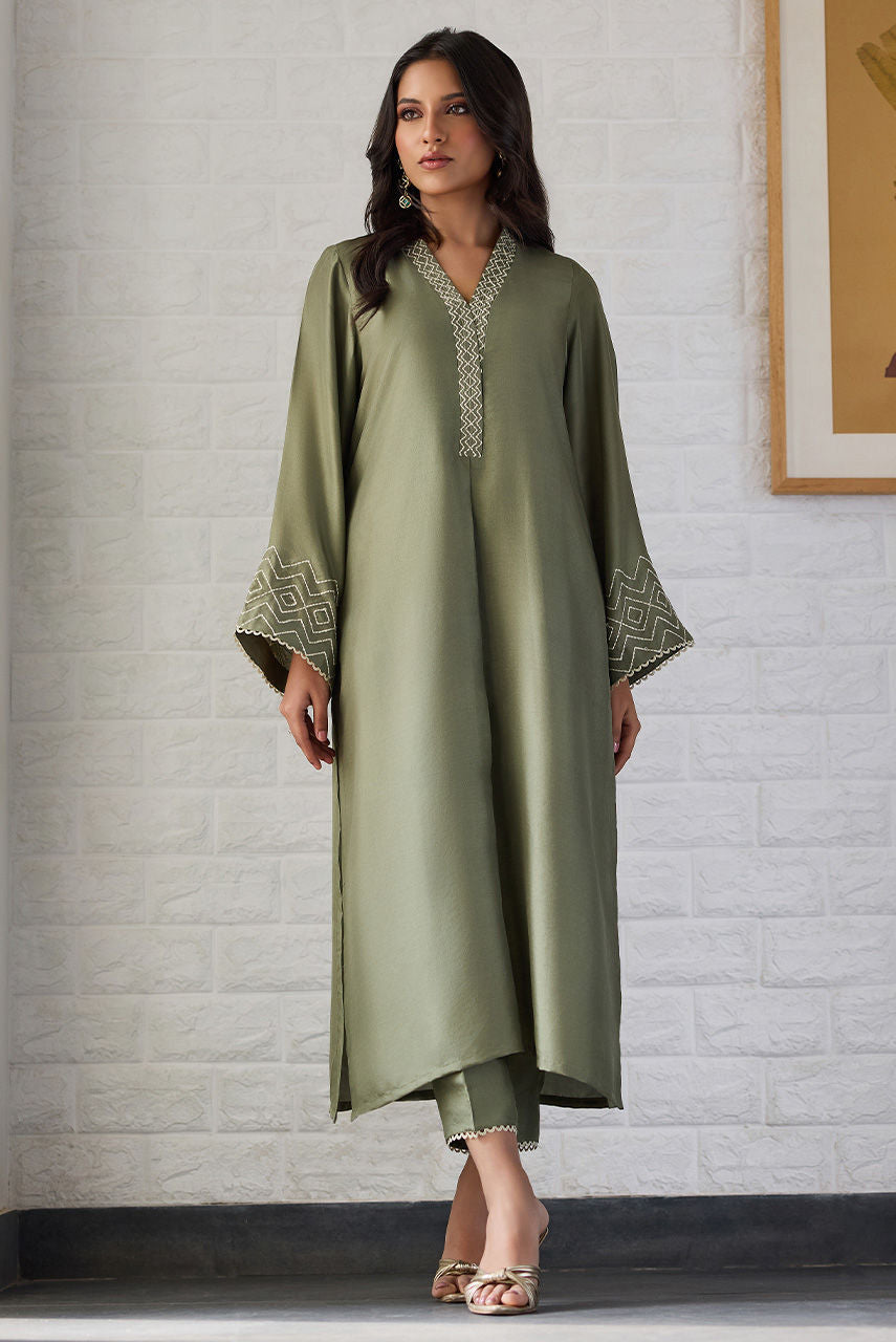Deepak Perwani | Nazia Eid Edit 26 | Oliva by Deepak Perwani - Designer Dress  - Type : Ladies Clothes - Available at Libayah - 100% Original 