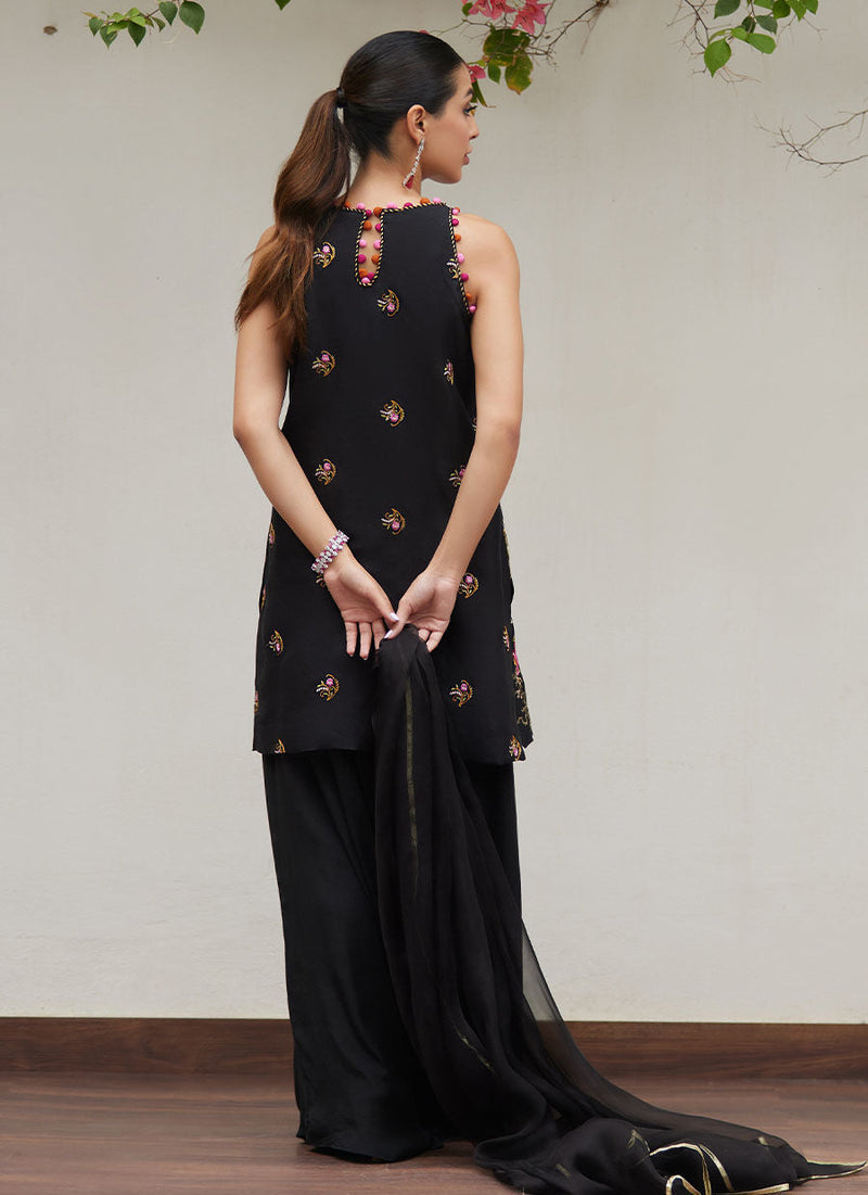 Farah Talib Aziz | Designer Picks 24 | SIYA BLACK EMBROIDERED SHIRT AND DUPATTA by Farah Talib Aziz - Designer Dress - Type: Ladies Clothes - Available at Libayah - 100% Original