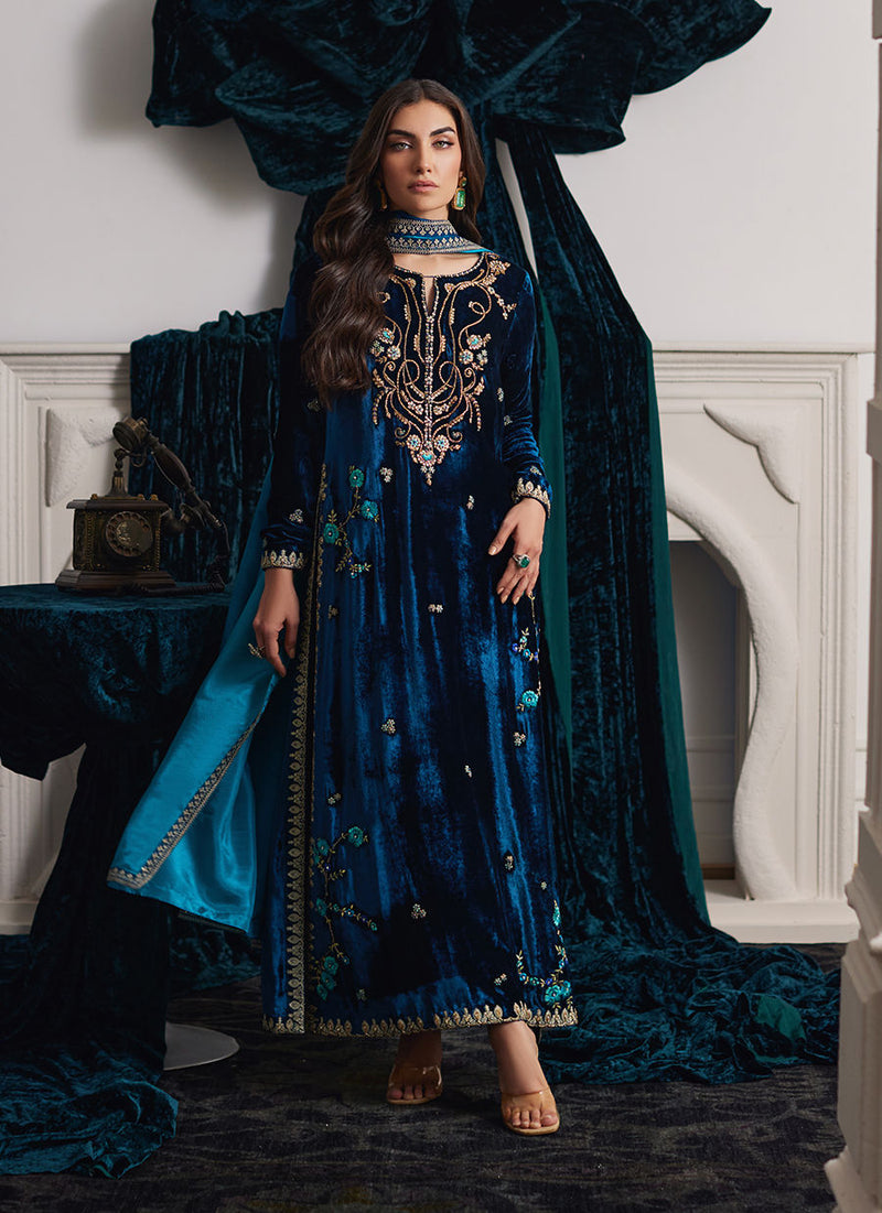 Farah Talib Aziz | Velvets The After Party | DIO SHIRT AND DUPATTA by Farah Talib Aziz - Designer Dress - Type: Ladies Clothes - Available at Libayah - 100% Original