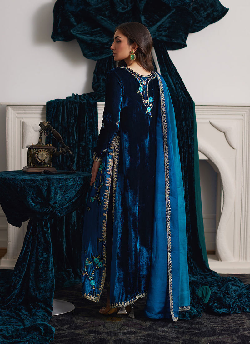 Farah Talib Aziz | Velvets The After Party | DIO SHIRT AND DUPATTA by Farah Talib Aziz - Designer Dress - Type: Ladies Clothes - Available at Libayah - 100% Original