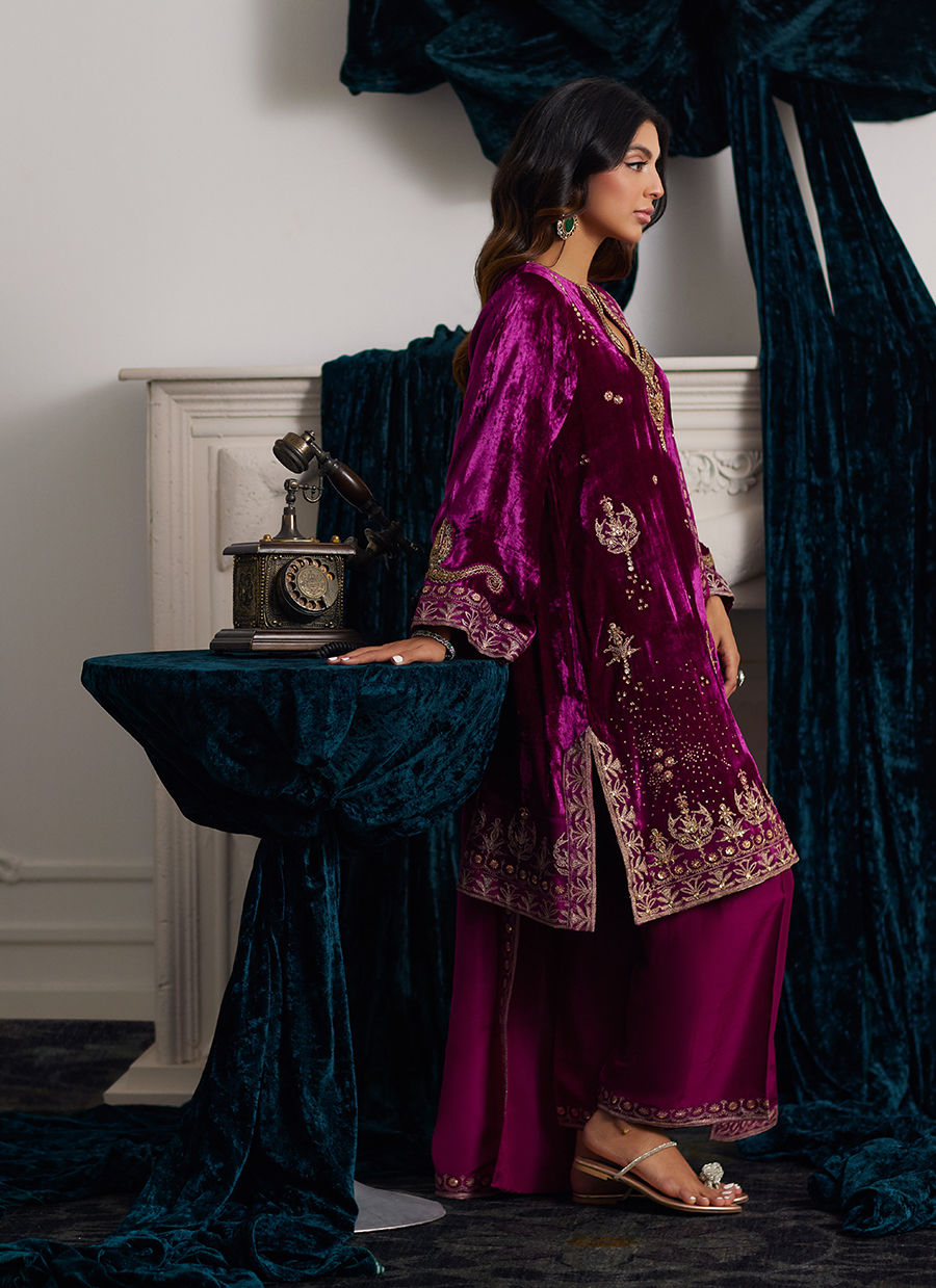 Farah Talib Aziz | Velvets The After Party | EMILI VELVET SHIRT AND DUPATTA by Farah Talib Aziz - Designer Dress - Type: Ladies Clothes - Available at Libayah - 100% Original