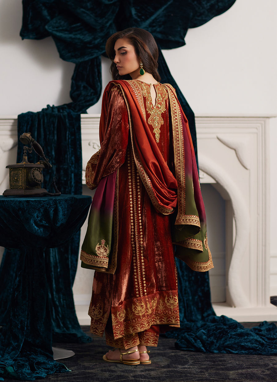 Farah Talib Aziz | Velvets The After Party | GRAZIELA SHIRT AND DUPATTA by Farah Talib Aziz - Designer Dress - Type: Ladies Clothes - Available at Libayah - 100% Original