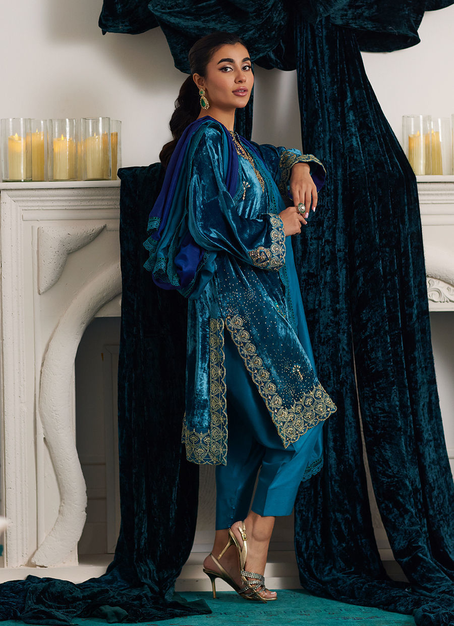 Farah Talib Aziz | Velvets The After Party | STIXX SHIRT AND DUPATTA by Farah Talib Aziz - Designer Dress - Type: Ladies Clothes - Available at Libayah - 100% Original