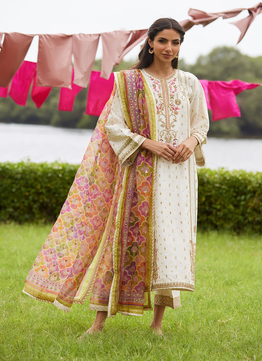 Farah Talib Aziz | Mayna Festive Luxe Pret | Ember Ivory Kurta And Dupatta