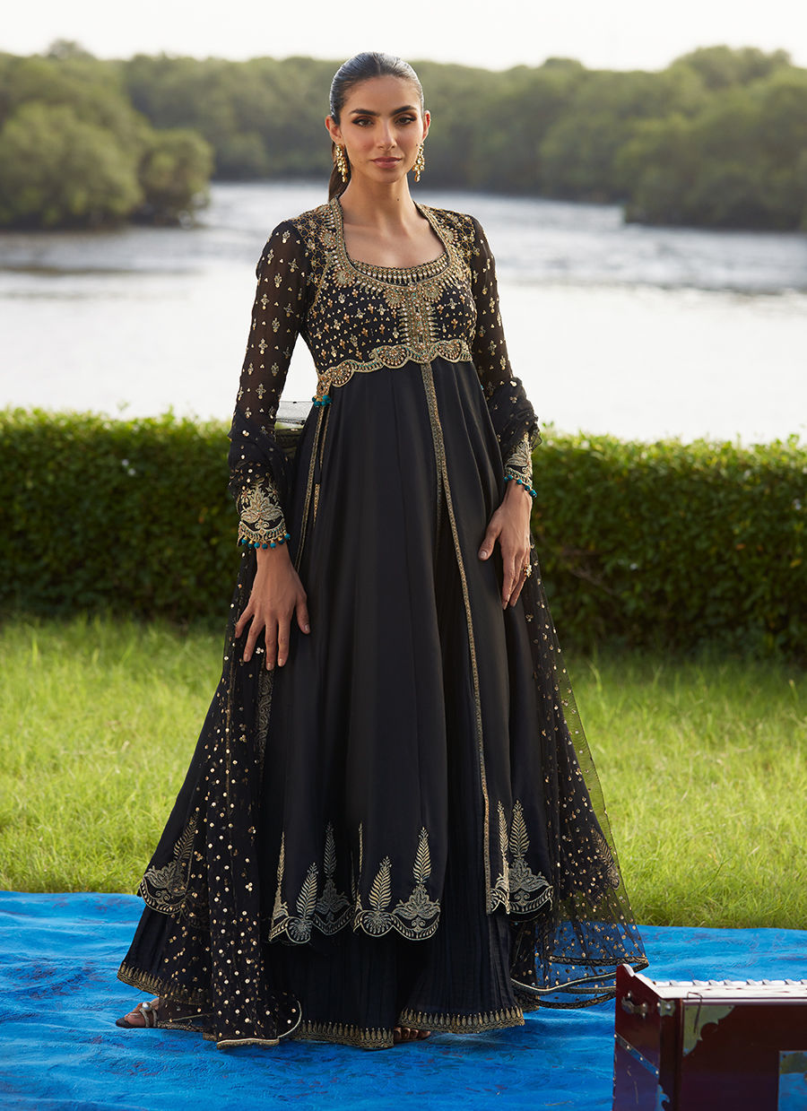 Mehzar Black Kalidaar And Dupatta – authentic Pakistani formal dress from the Farah Talib Aziz Mayna Festive Luxe Pret collection for women in the UK