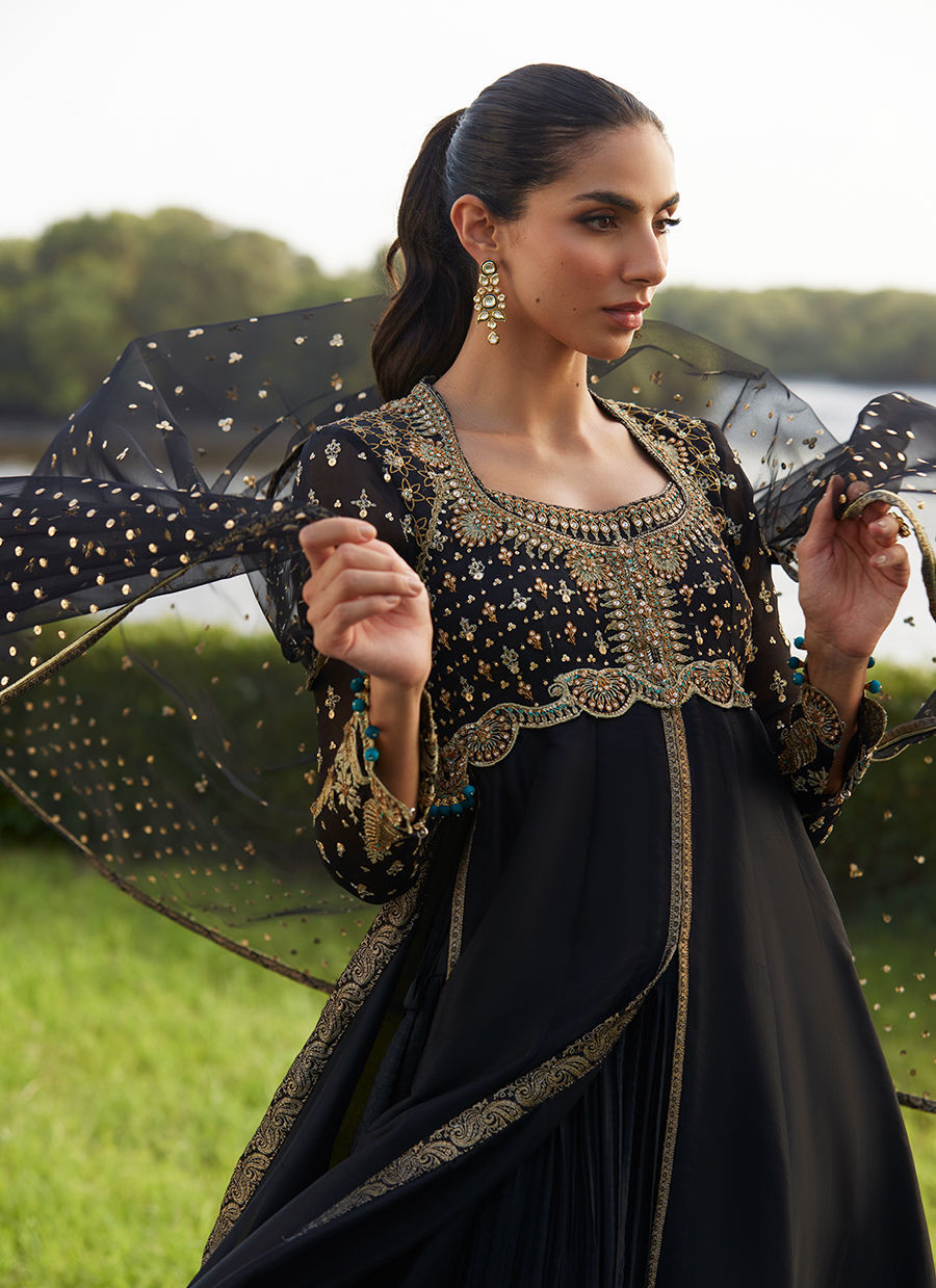 Farah Talib Aziz | Mayna Festive Luxe Pret | Mehzar Black Kalidaar And Dupatta