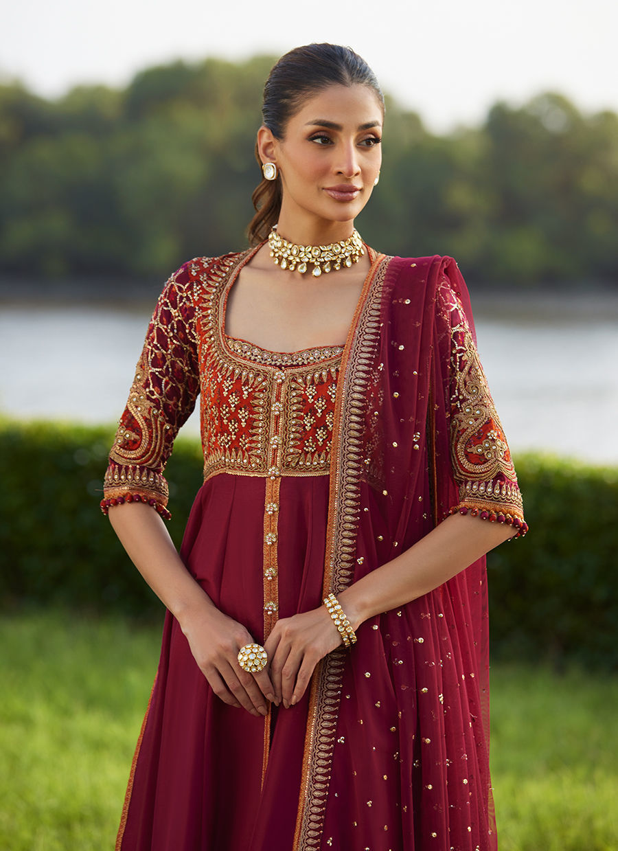 Farah Talib Aziz | Mayna Festive Luxe Pret | Anarq Crimson Kalidaar And Dupatta