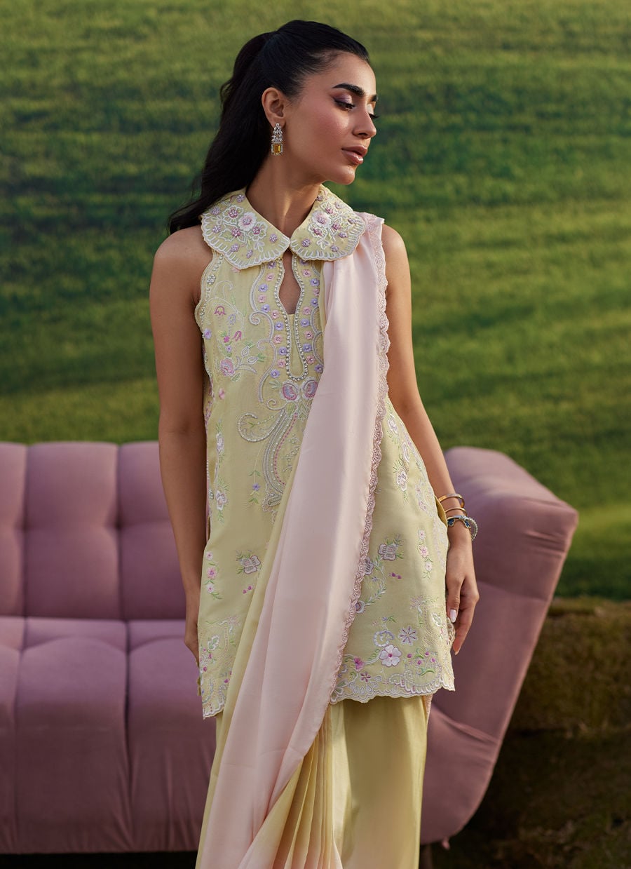 Farah Talib Aziz | Luna Eid 26 | Esma Sari - Designer Dress - Type : Ladies Clothes - Available at Libayah - 100% Original