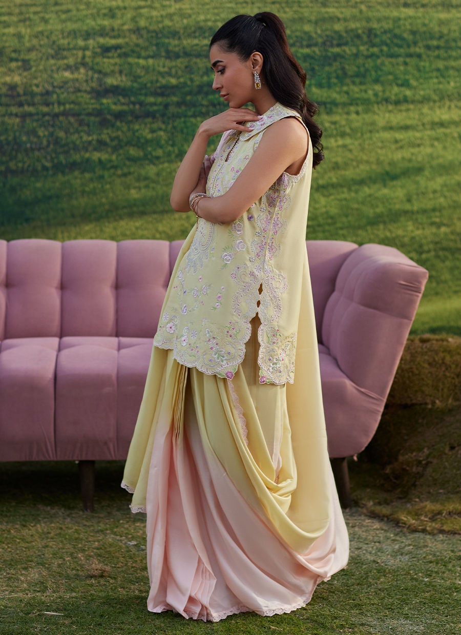 Farah Talib Aziz | Luna Eid 26 | Esma Sari - Designer Dress - Type : Ladies Clothes - Available at Libayah - 100% Original