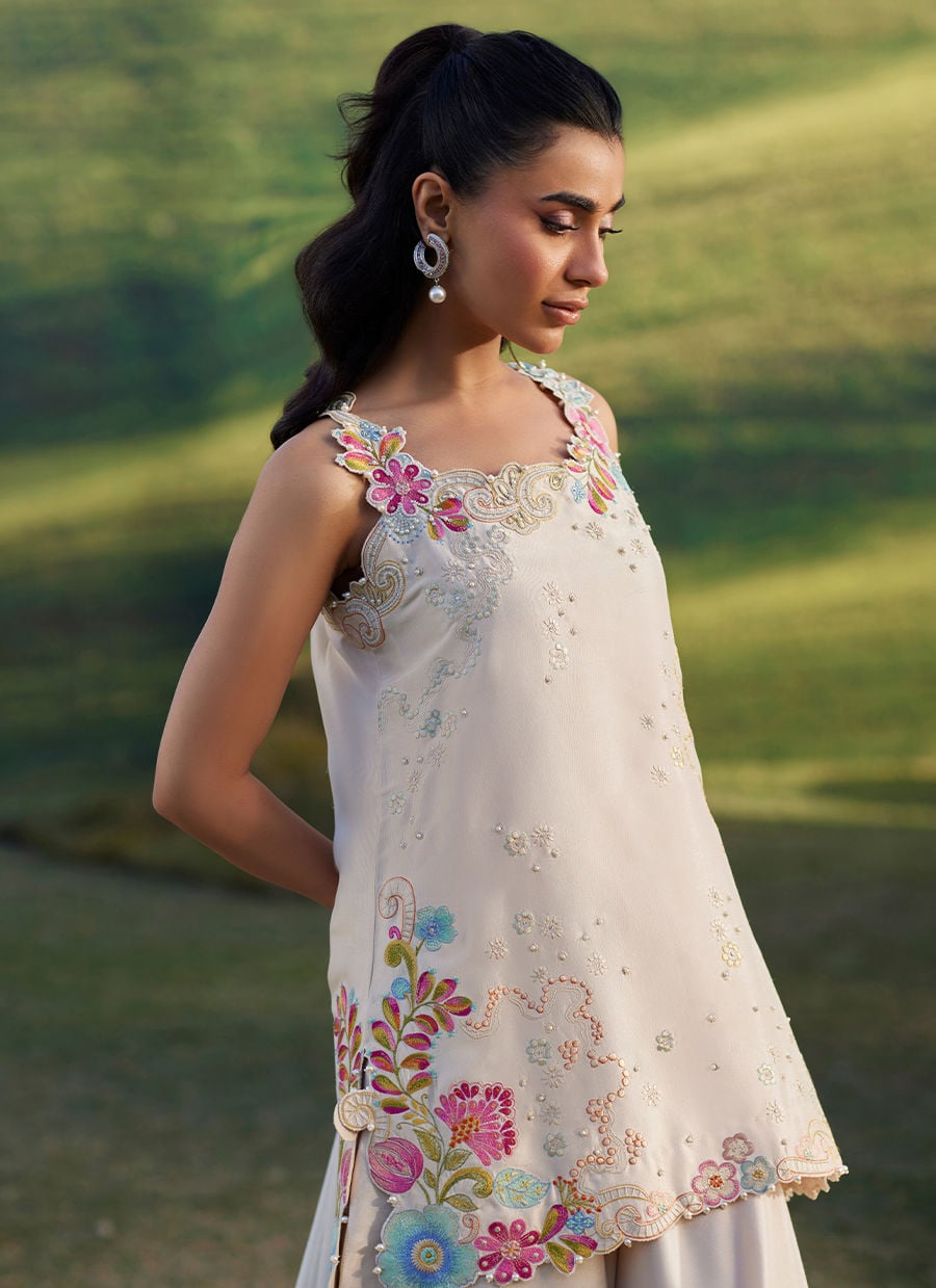 Farah Talib Aziz | Luna Eid 26 | Aira Shirt And Dupatta - Designer Dress - Type : Ladies Clothes - Available at Libayah - 100% Original
