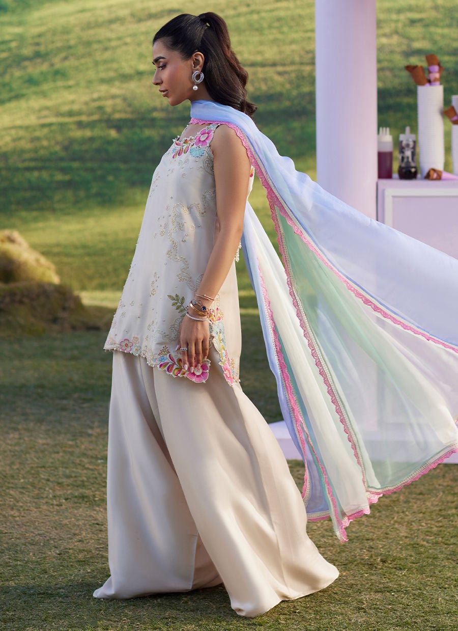 Farah Talib Aziz | Luna Eid 26 | Aira Shirt And Dupatta - Designer Dress - Type : Ladies Clothes - Available at Libayah - 100% Original