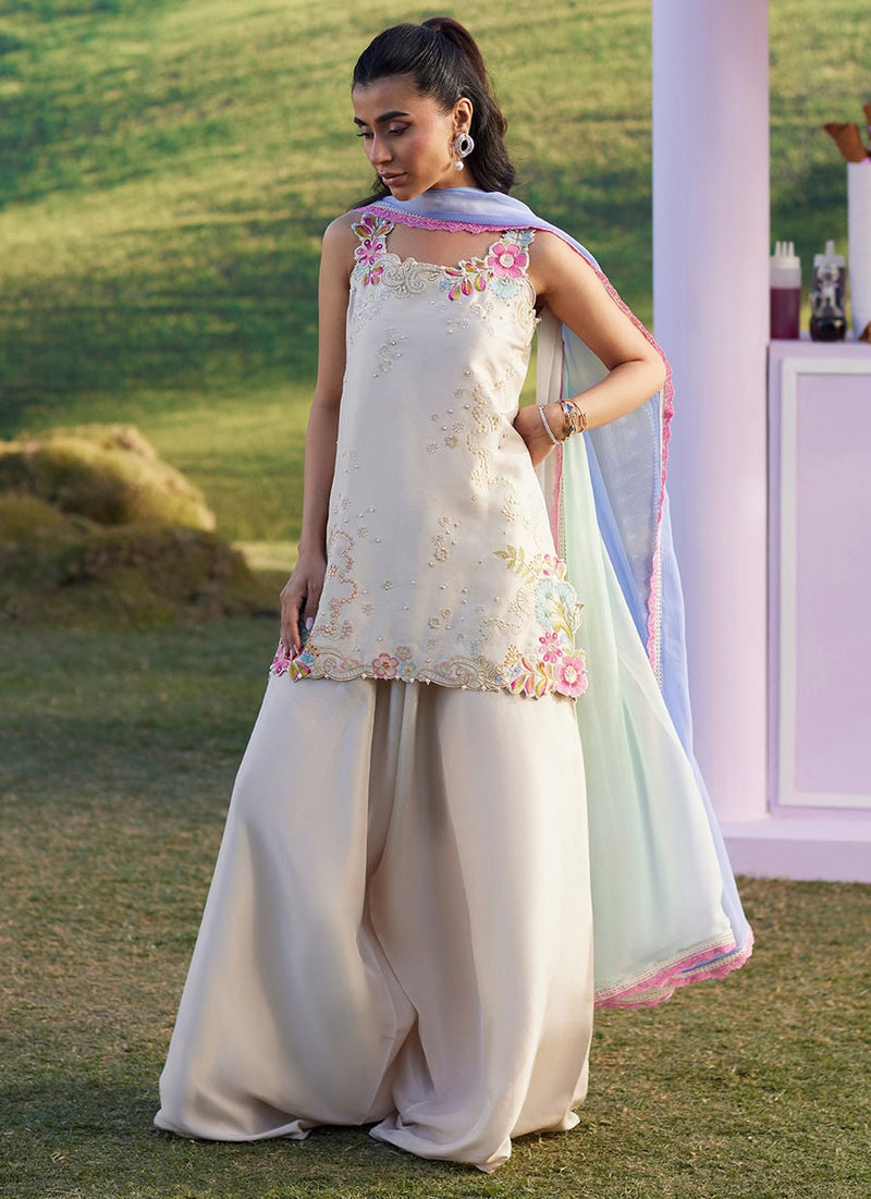 Farah Talib Aziz | Luna Eid 26 | Aira Shirt And Dupatta - Designer Dress - Type : Ladies Clothes - Available at Libayah - 100% Original