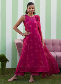 Farah Talib Aziz | Luna Eid 26 | Ayana Shirt And Dupatta - Designer Dress - Type : Ladies Clothes - Available at Libayah - 100% Original