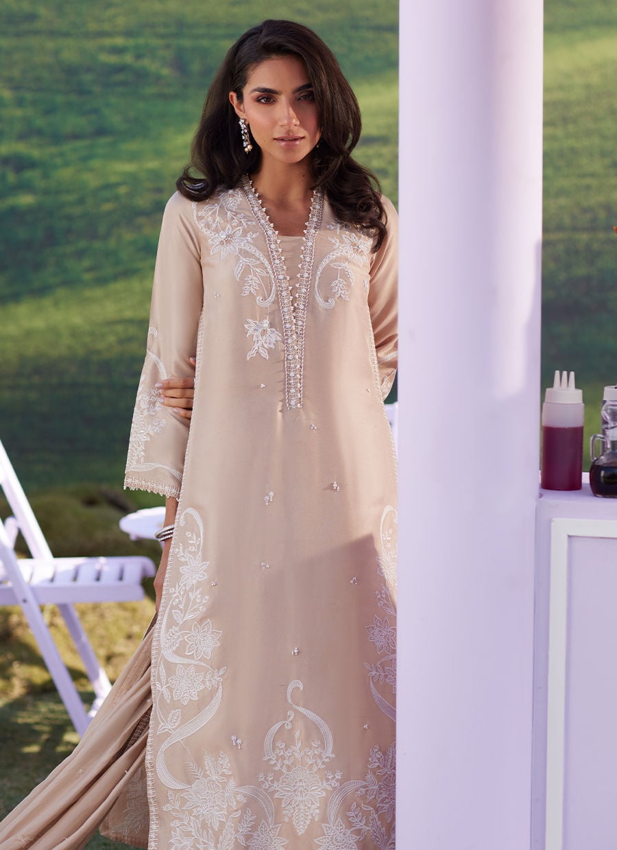 Farah Talib Aziz | Luna Eid 26 | Vaila Shirt And Dupatta - Designer Dress - Type : Ladies Clothes - Available at Libayah - 100% Original
