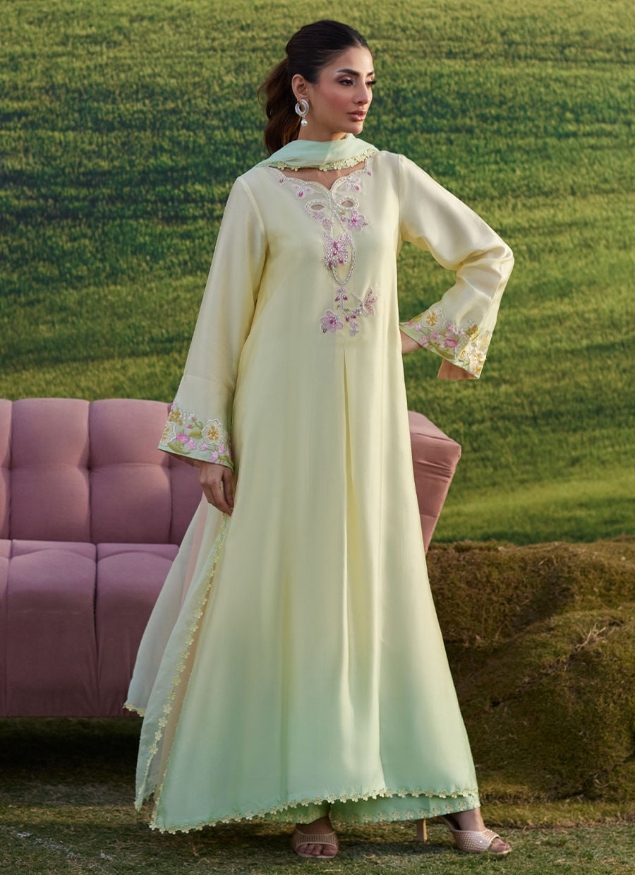 Farah Talib Aziz | Luna Eid 26 | Xeina Shirt And Dupatta - Designer Dress - Type : Ladies Clothes - Available at Libayah - 100% Original