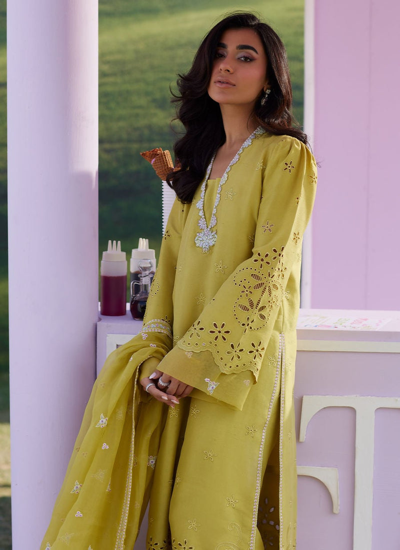 Farah Talib Aziz | Luna Eid 26 | Jayah Shirt And Dupatta - Designer Dress - Type : Ladies Clothes - Available at Libayah - 100% Original