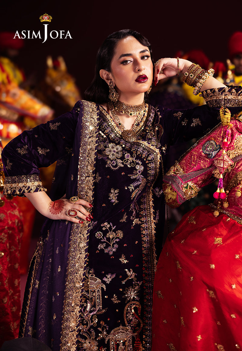Asim Jofa | Makhmal Formals | AJMV-10 by Asim Jofa - Designer Dress - Type: Ladies Clothes - Available at Libayah - 100% Original