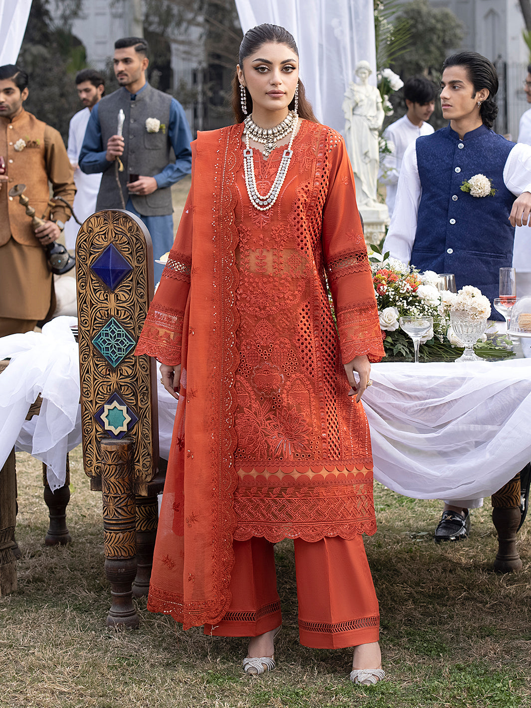 Mahnur | Mahrukh Luxury Lawn 24 | IRIS by Mahnur - Designer Dress - Type: Ladies Clothes - Available at Libayah - 100% Original