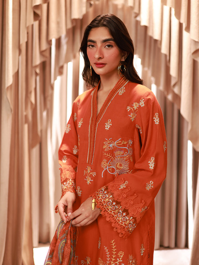Salitex | Varya Luxury Lawn | D05 by Salitex - Designer Dress - Type: Luxury - Available at Libayah - 100% Original