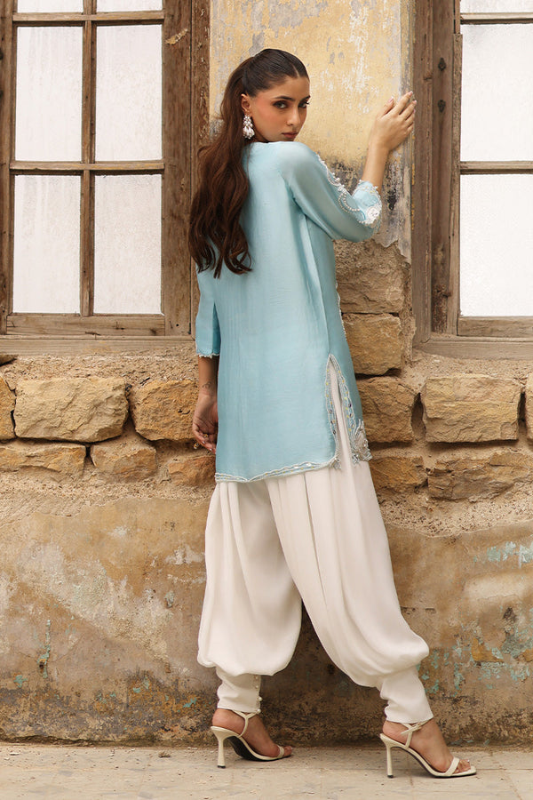 Wardha Saleem | Zimal Luxury Eid Edit 26 | Farnaz by Wardha Saleem - Designer Dress  - Type : Ladies Clothes - Available at Libayah - 100% Original 