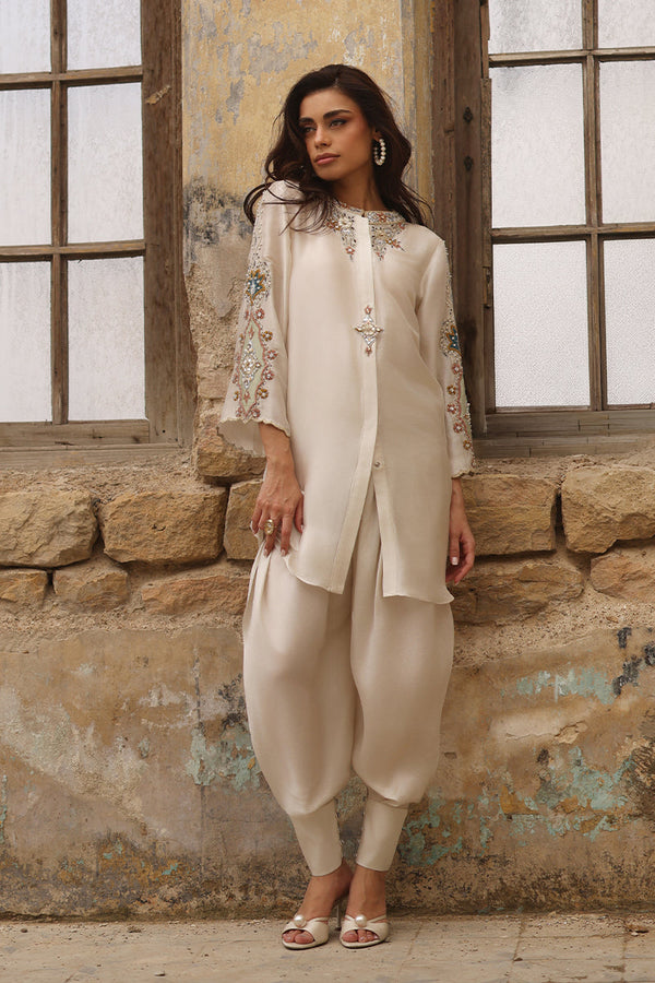 Wardha Saleem | Zimal Luxury Eid Edit 26 | Kanwal by Wardha Saleem - Designer Dress  - Type : Ladies Clothes - Available at Libayah - 100% Original 