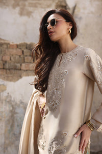 Wardha Saleem | Zimal Luxury Eid Edit 26 | Mahi by Wardha Saleem - Designer Dress  - Type : Ladies Clothes - Available at Libayah - 100% Original 