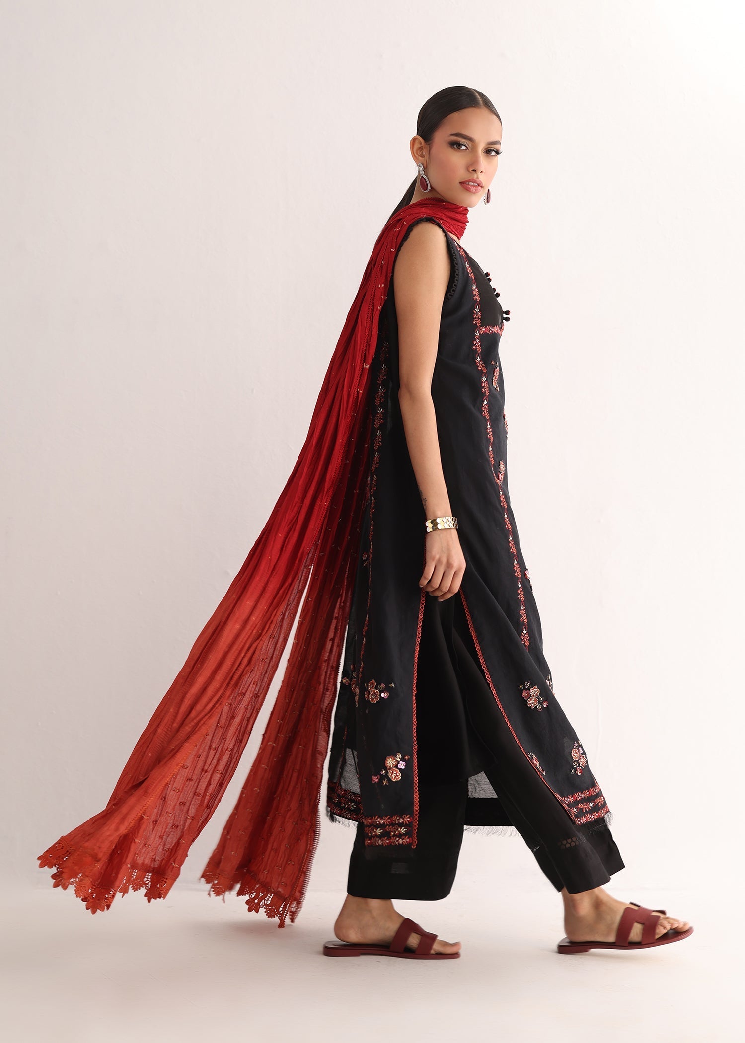 Umsha | Luxury Pret | GLORIOUS BLACK by Umsha - Designer Dress - Type: Ladies Clothes - Available at Libayah - 100% Original