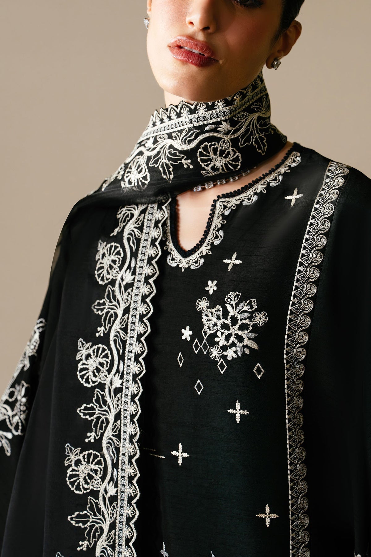 Zaha | Serae Pret | NOCTIS by zaha - Designer Dress - Type : Ladies Clothes - Available at Libayah - 100% Original 