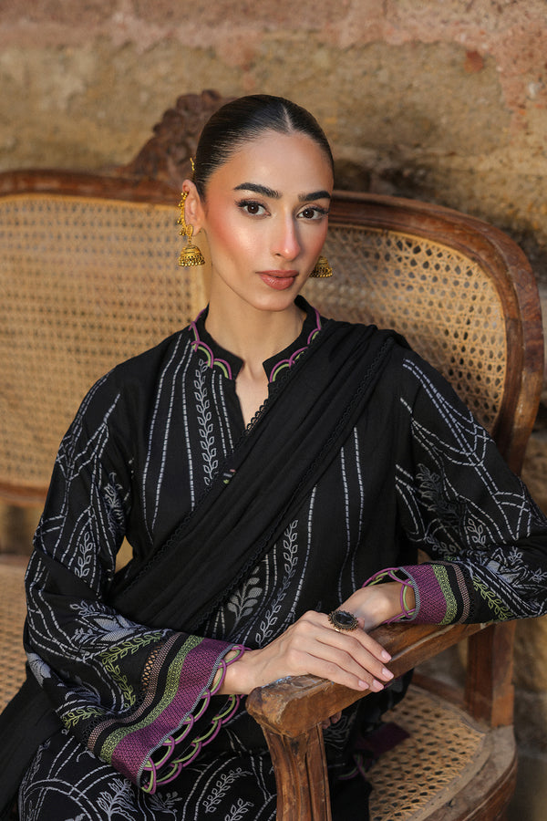 Sahar | winter 25 | Velour Noir