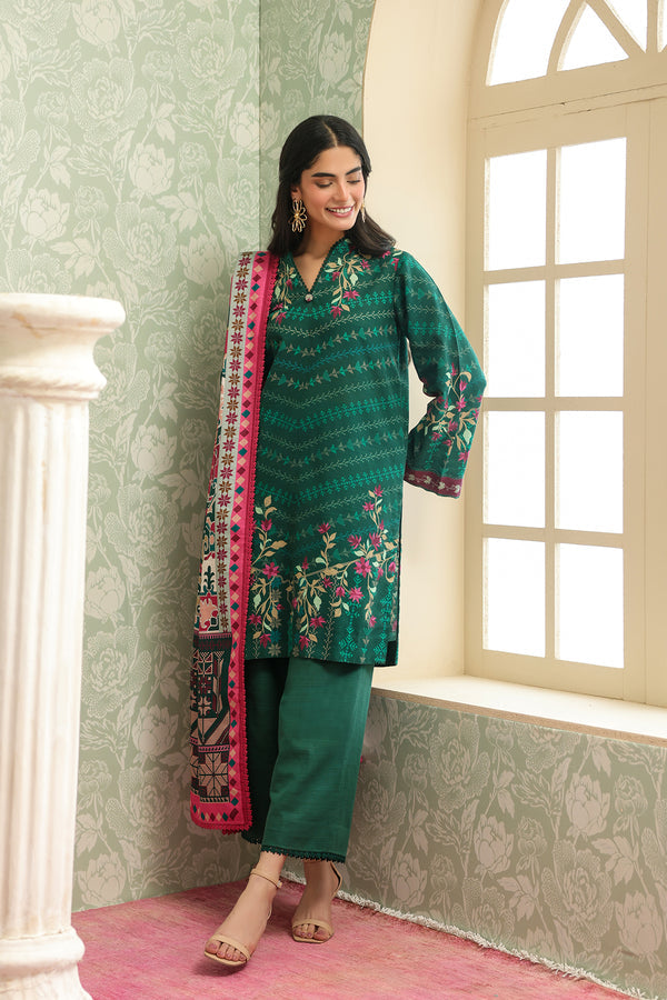 Sahar|winter 25 | Eternal Emerald