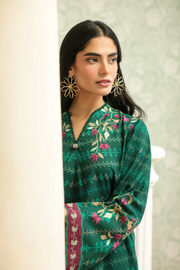 Sahar|winter 25 | Eternal Emerald