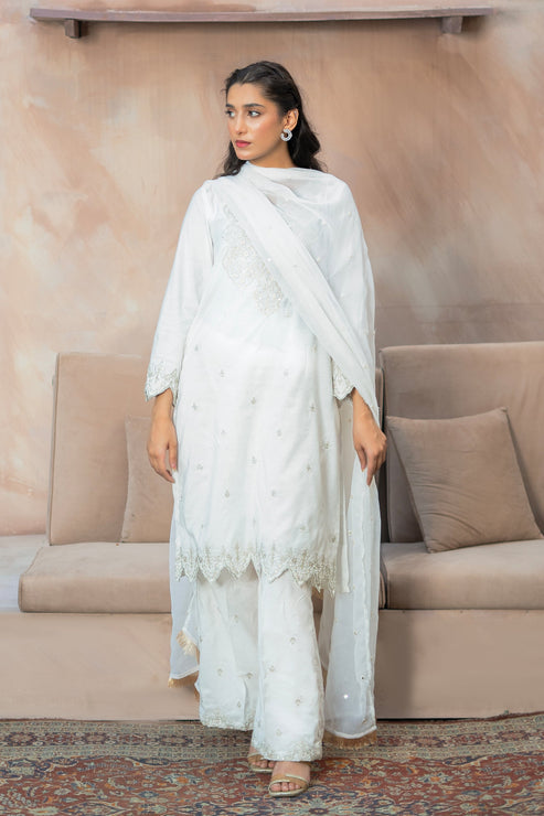 Kross Kulture | Luxury Baharaneh | ETHREAL DELIGHT KLX-00740 by Kross Kulture - Designer Dress - Type: Ladies Clothes - Available at Libayah - 100% Original