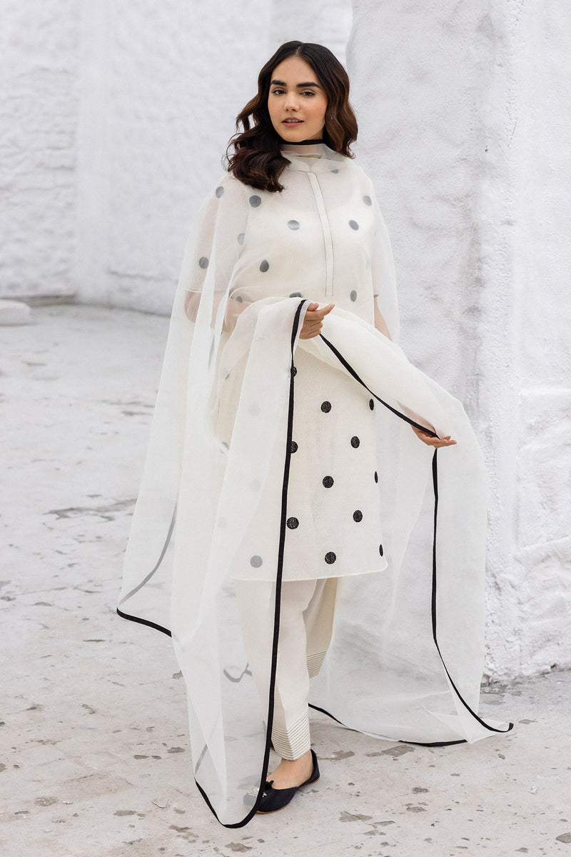 Erum Khan | Ramadan Edition | Elara by Ansab Jahangir - Designer Dress - Type: Ladies Clothes - Available at Libayah - 100% Original